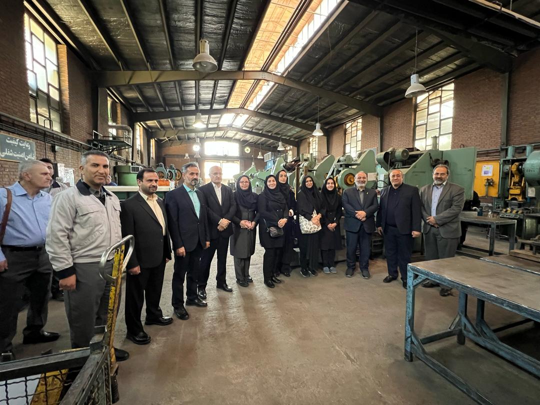 بازدید روسای ستادی و استانی از مرکز آموزش علمی کاربردی قطعه سازان فجر میثاق و خط تولید مجتمع تولیدی - تحقیقاتی قطعه سازان میثاق در اردیبهشت ماه 1404